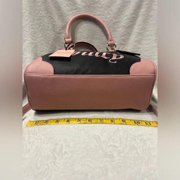 Juicy Couture Urban Heritage Bowler Bag – Pink & Black Logo Satchel NWT - Picture 5 of 9